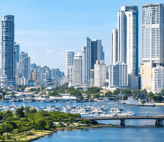 Alquiler de equipos de construcción en Cartagena con vista panorámica de la ciudad